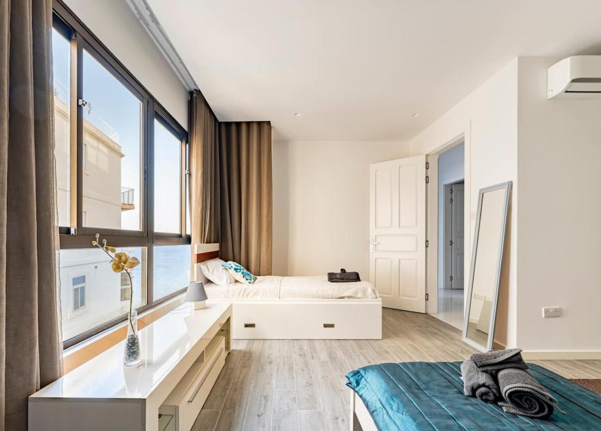 Sea View Luxury Haven Living & 3Bedrooms Seafront Sliema Exterior foto